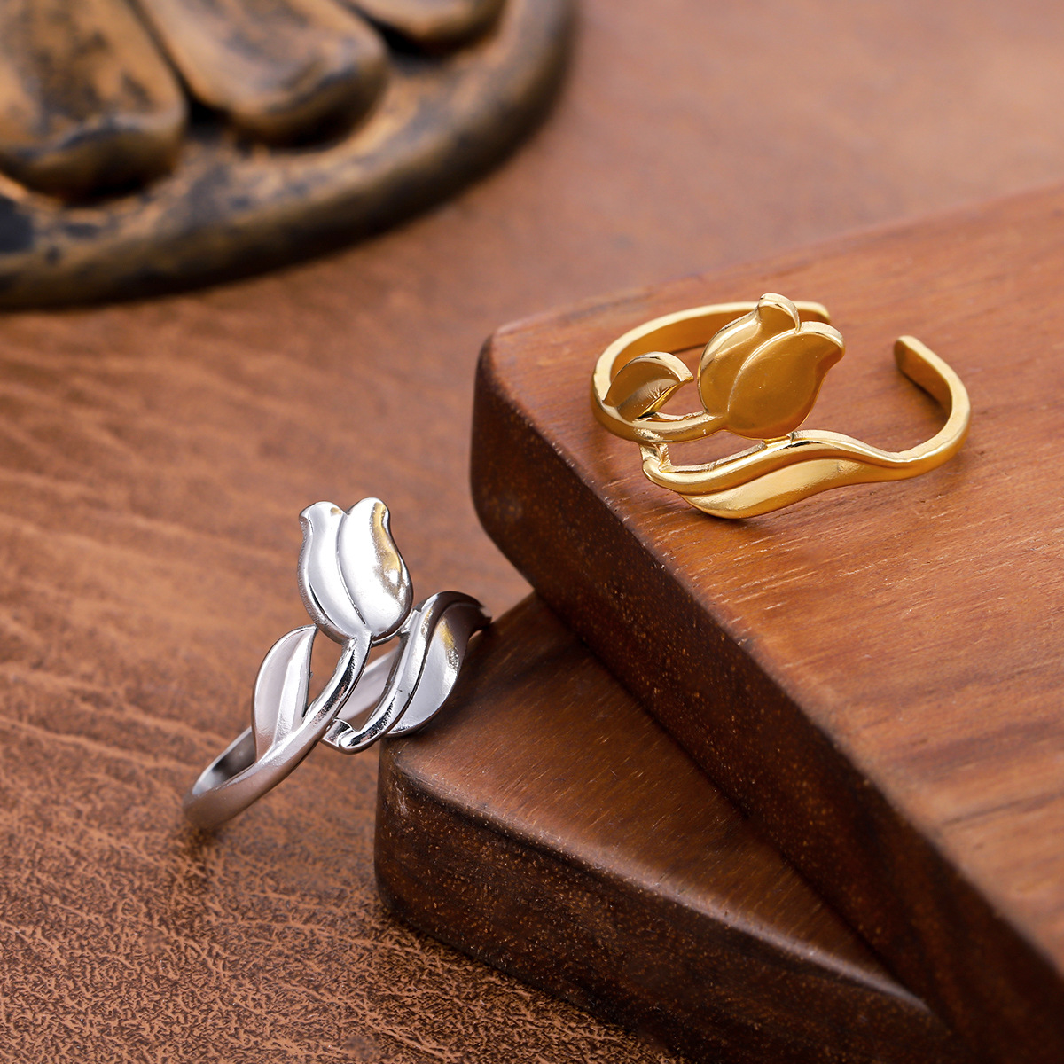 Women's Tulip Shape Open Adjustable Stainless Steel Ring